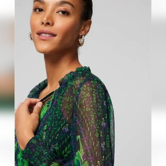 White House Black Market Vibrant Green and Black Floral Blouse - Picture 2 of 10